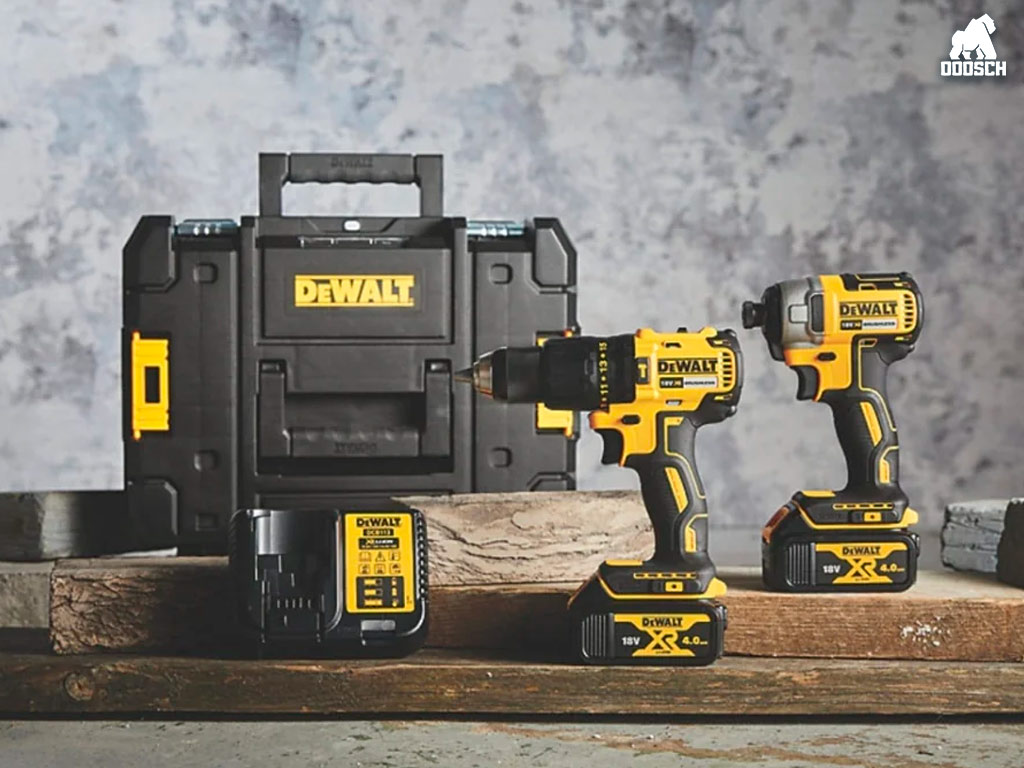 Free Giveaway: 2-Piece DeWalt Tool Bundle